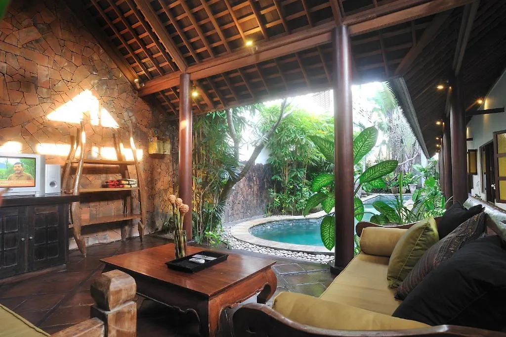 Catur Kembar Villa Seminyak
